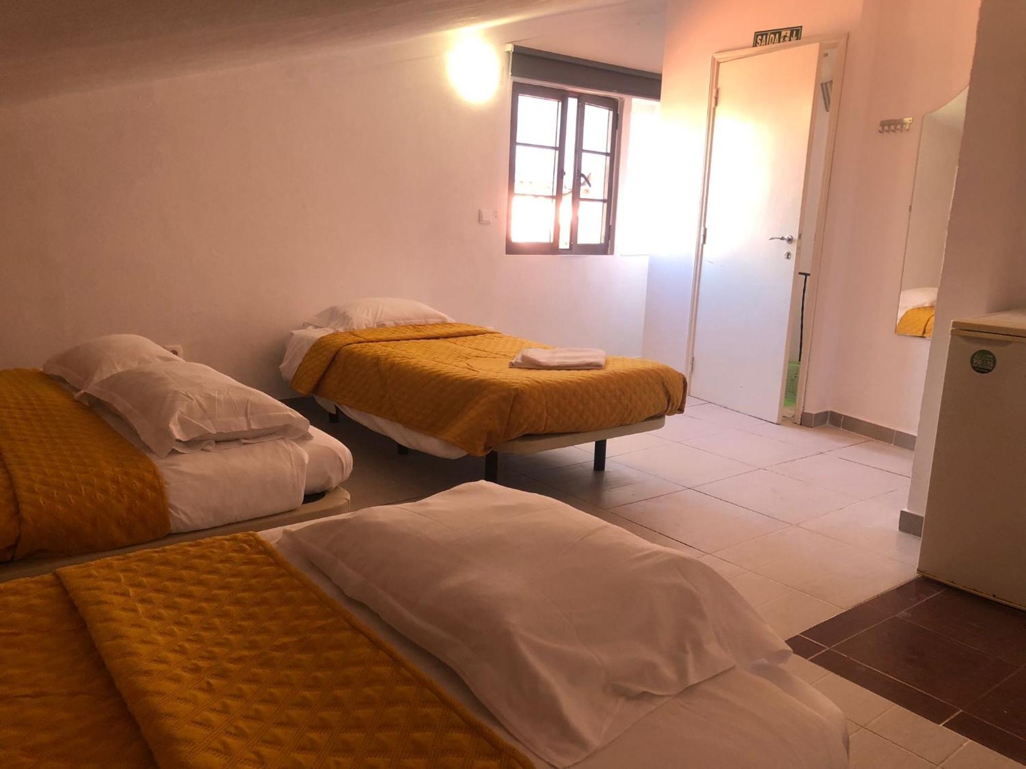Nn Guest House โกอิมบรา ภายนอก รูปภาพ